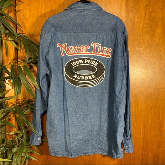 DisneyParks CarsLand Never Tire Speed Shop Radiator Springs Denim M - Picture 2 of 9
